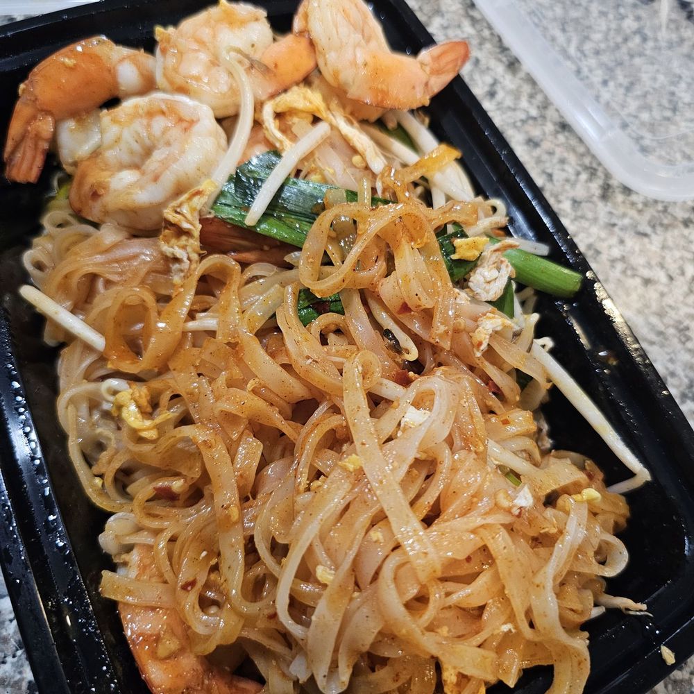 Maya Thai - Shrimp Pad Thai - Thai Near Me - Las Vegas, Nevada Maya Thai - Shrimp Pad Thai - Thai Near Me - Las Vegas, Nevada