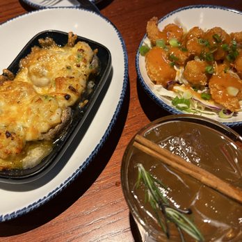 Red Lobster - Seafood-Stuffed Mushrooms, Sweet Chili Shrimp and Whiskey Sour - Seafood Near Me - Scarborough, Ontario Red Lobster - Seafood-Stuffed Mushrooms, Sweet Chili Shrimp and Whiskey Sour - Seafood Near Me - Scarborough, Ontario