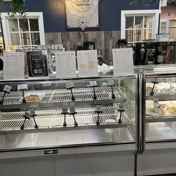 Savannah Coffee Roasters - Front counter Super cute place - Coffee & Tea Near Me - Savannah, Georgia Savannah Coffee Roasters - Front counter Super cute place - Coffee & Tea Near Me - Savannah, Georgia