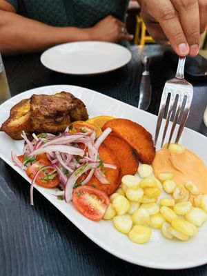 Casa Zoraya by null Casa Zoraya by null