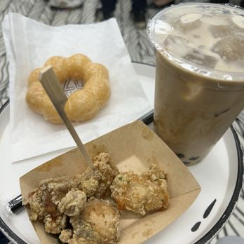 2d Restaurant - Donuts Near Me - Chicago, Illinois 2d Restaurant - Donuts Near Me - Chicago, Illinois