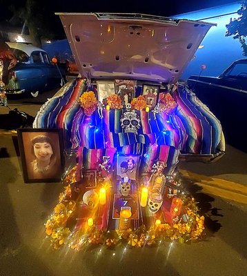 Mattie Rhodes Center by null