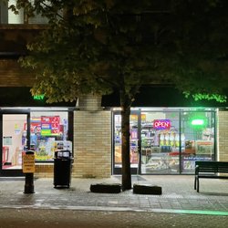 Villebois Market - Store front