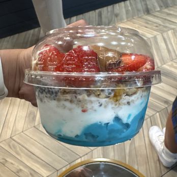Island Bodega - The best acai bowls hands down!!!! Yum yum yum - Acai Bowls Near Me - Cerritos, California Island Bodega - The best acai bowls hands down!!!! Yum yum yum - Acai Bowls Near Me - Cerritos, California