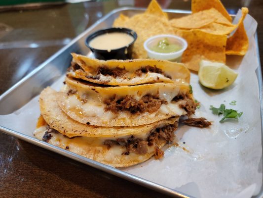 Tepeyolot Cerveceria by null