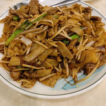 New Fortune 2 - Stir Fried Flat Rice Noodles with Beef - Dim Sum Near Me - Austin, Texas New Fortune 2 - Stir Fried Flat Rice Noodles with Beef - Dim Sum Near Me - Austin, Texas