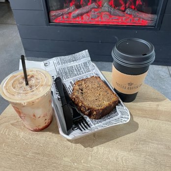 Sueños Coffee - Strawberry & cream latte, banana bread & hot cocomel latte with almond milk. Delish. Perfect by the morning fireplace. Totally recommend. - Coffee & Tea Near Me - Albuquerque, New Mexico