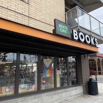 White Oak Books - Outside - Bookstores Near Me - Vancouver, Washington White Oak Books - Outside - Bookstores Near Me - Vancouver, Washington