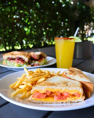Legends Tavern & Grille - Pompano Beach by null
