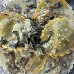 La Tavolata Italian Kitchen - Spinach and Mushroom Ravioli