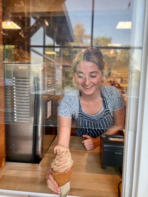 Red Hen Baking by null
