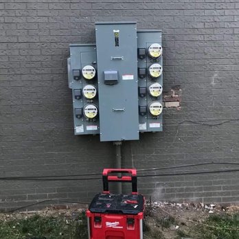 Lyn Electric and Construction - 7 gang meter base install had to complete in 1 day to keep the people in this apartment complex in power - Electricians Near Me Lyn Electric and Construction - 7 gang meter base install had to complete in 1 day to keep the people in this apartment complex in power - Electricians Near Me