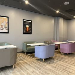 Cozy Tea Loft - Seating area