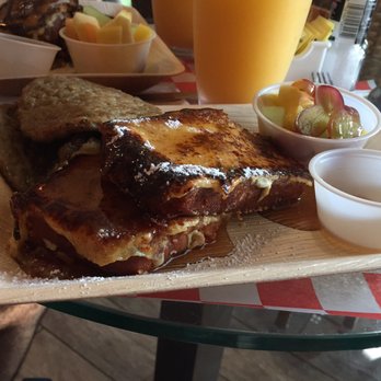 Frenchies Cafe - French toast - French Near Me - Key West, Florida