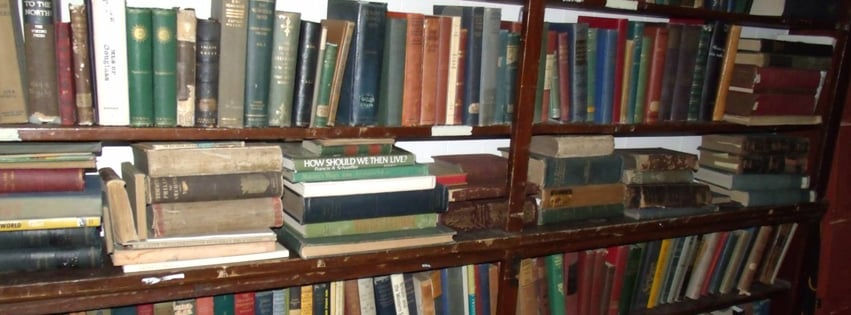Bishop's Olde and Rare Books Logo