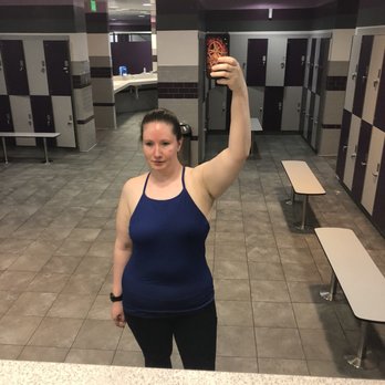Fabletics - Women's Clothing Near Me - Woodland Hills, California Fabletics - Women's Clothing Near Me - Woodland Hills, California