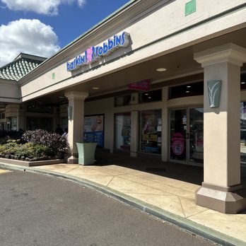Baskin-Robbins - Ice Cream & Frozen Yogurt Near Me - Kapolei, Hawaii Baskin-Robbins - Ice Cream & Frozen Yogurt Near Me - Kapolei, Hawaii