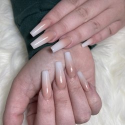 Perfect 10 Nails & Spa