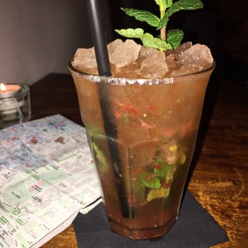La Burness - Dive Bars Near Me - Barcelona, B