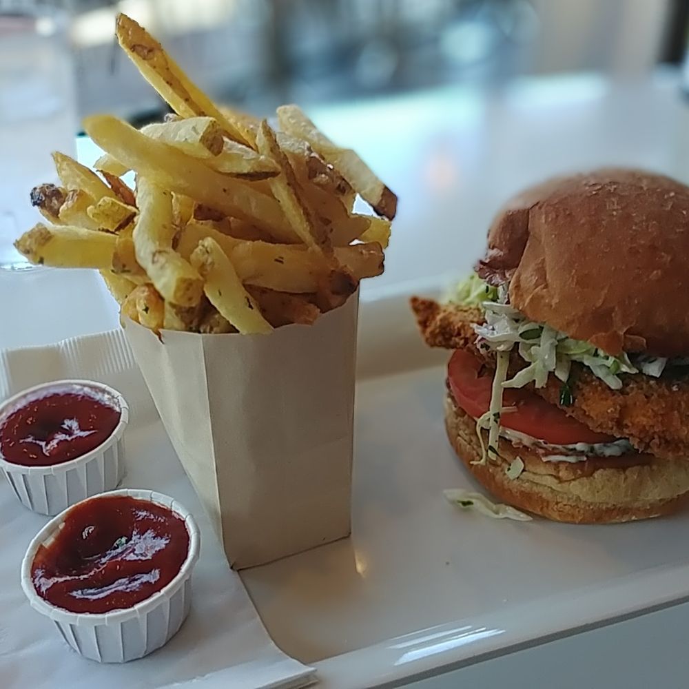 Burger Lounge - Afternoon Chicken Sandwich and fries. - Burgers Near Me - Los Angeles, California Burger Lounge - Afternoon Chicken Sandwich and fries. - Burgers Near Me - Los Angeles, California