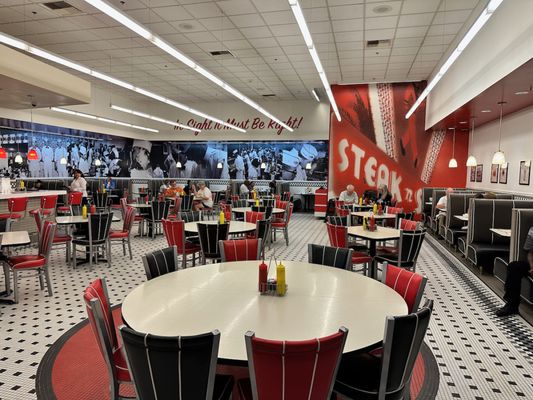Steak 'n Shake by null