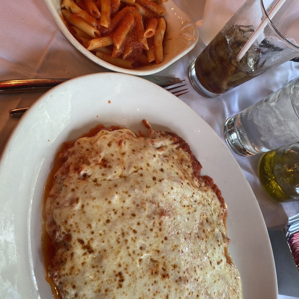 Carmine's - Chicken Parmesan - Italian Near Me - Chicago, Illinois