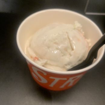 Salt & Straw - Ice Cream & Frozen Yogurt Near Me - San Ramon, California Salt & Straw - Ice Cream & Frozen Yogurt Near Me - San Ramon, California