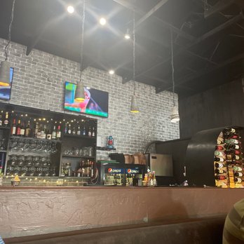 Mr Zeke's Restaurant - Bar area - Burgers Near Me - Lakeside, Arizona