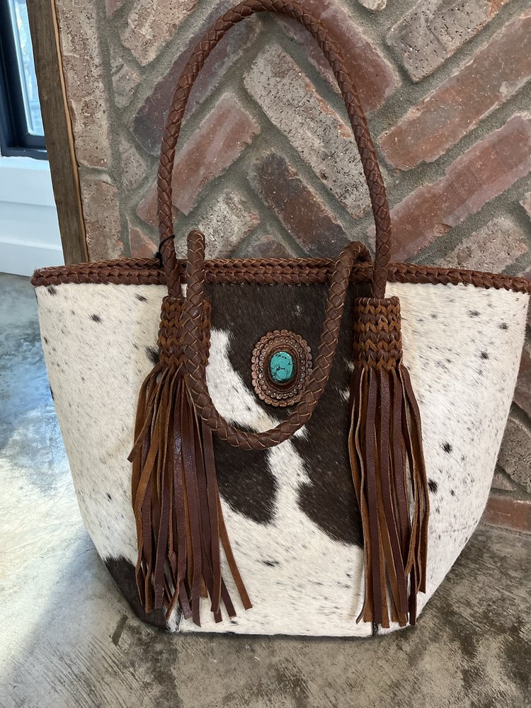 Bruton's Outdoors North Logo