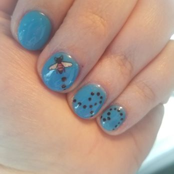 Sparkle Nails & Spa - Blue dip-powder nails with an adorable bee design. - Nail Salons Near Me - Marysville, Washington