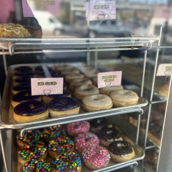 Colorado Donuts - Display Case - Donuts Near Me - Los Angeles, California