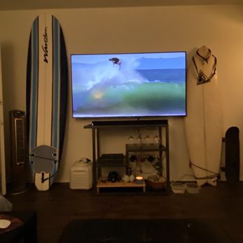 Ocean Park Boulevard - Tv and stand - Apartments Near Me - Santa Monica, California Ocean Park Boulevard - Tv and stand - Apartments Near Me - Santa Monica, California