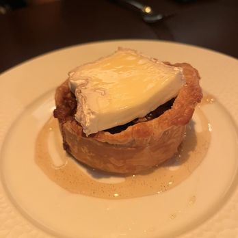 Lupi & Iris - Apple tart - Mediterranean Near Me - Milwaukee, Wisconsin