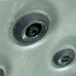 Brown floating algae around jets. Pic was taken after I rubbed quite a bit off. Brown floating algae around jets. Pic was taken after I rubbed quite a bit off.