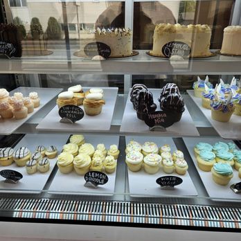 Fat Cupcake - Cupcakes Near Me - Portland, Oregon