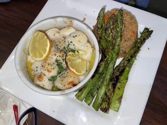 Georges Oceanside Bar & Grill (Formerly Sage Bistro) by null