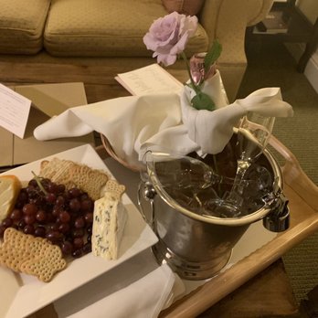 Tickle Pink Inn - Champagne with cheese and crackers - Hotels Near Me - Carmel, California Tickle Pink Inn - Champagne with cheese and crackers - Hotels Near Me - Carmel, California