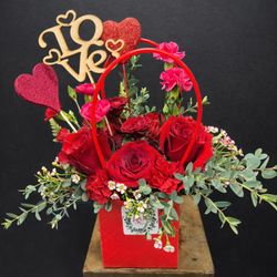 Cerritos Hills Florist - Valentine's Day Flowers