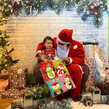 Learning Seeds Daycare - Christmas eve with Santa - Child Care & Day Care Near Me - Sunnyvale , California Learning Seeds Daycare - Christmas eve with Santa - Child Care & Day Care Near Me - Sunnyvale , California