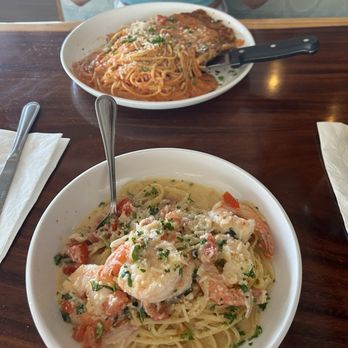 The Cove - Shrimp Scampi and Chicken Diablo - Seafood Near Me - Deerfield Beach, Florida