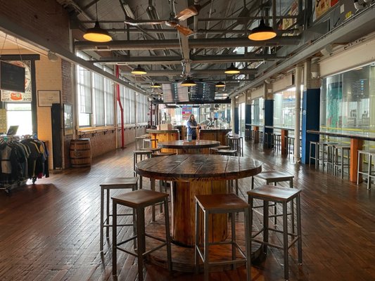 Two Roads Brewing Company by null