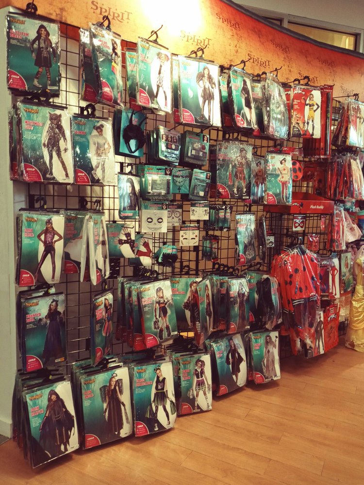 SPIRITS HALLOWEEN 4875 Town Center Pkwy, Jacksonville, Florida