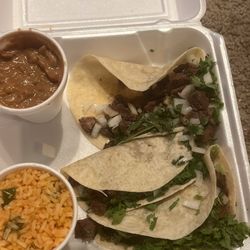 Trejo's Mexican Restaurant - A pathetic attempt at street tacos by trejos Haughton.
