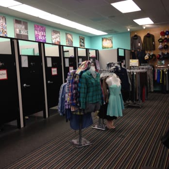Plato's Closet - Used, Vintage & Consignment Near Me - Modesto, California Plato's Closet - Used, Vintage & Consignment Near Me - Modesto, California