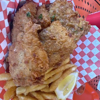 Fat Cheeks Hawaii - Fish and fries - Sandwiches Near Me - Honolulu, Hawaii