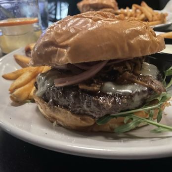 Maggies Farm Rum - Farm burger - Distilleries Near Me - Pittsburgh, Pennsylvania Maggies Farm Rum - Farm burger - Distilleries Near Me - Pittsburgh, Pennsylvania