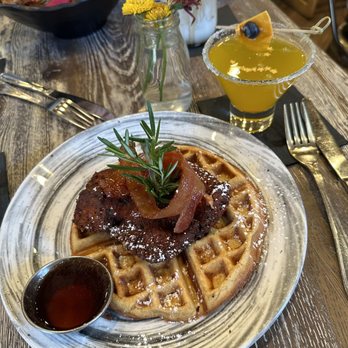 Yaz's Table - Breakfast & Brunch Near Me - Abington, Massachusetts