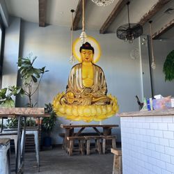 Amituofo Vegan Cuisine - Inside decor