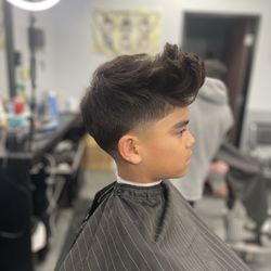Texturized Messy Fringe Crop Tapered Hairstyle