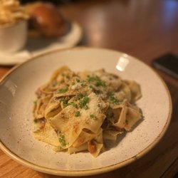The Mitre - Ragu pasta